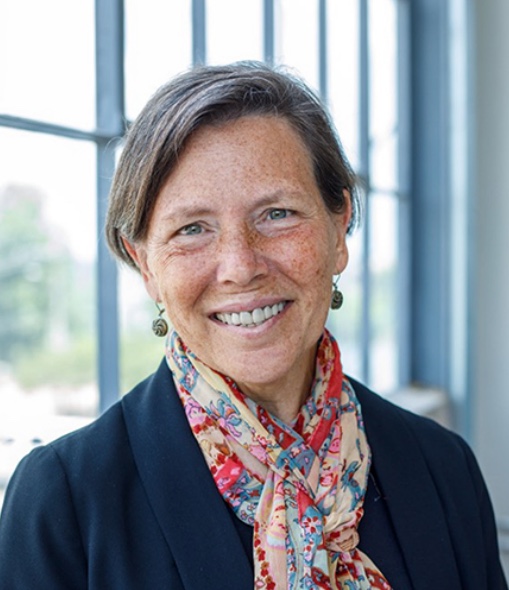 headshot of Dr. Kelle Barfield
